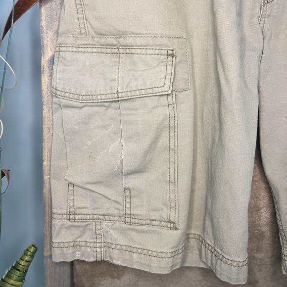 Levi’s cargo shorts - Picture 6 of 7